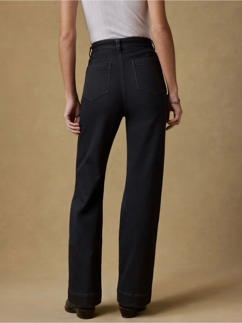 Faherty Stretch Terry Patch Pocket Pant - Picture 2 of 10